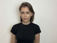camgirl masturbating with dildo KariErpelding