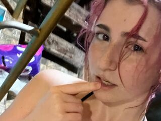 camgirl sex photo KarlaLitrenta