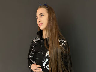 naughty camgirl masturbating with dildo KatheWalton