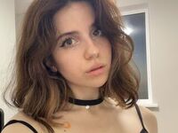 naked girl with webcam fingering pussy KatieDarke