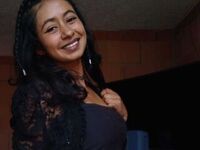 naked webcam girl LauCardigan