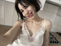 masturbating webcamgirl LesterCaltabiano