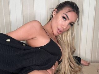 adult livecam LexiAce
