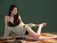 naked camgirl photo LuluLeblanc