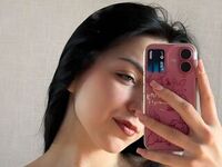 camwhore spreading pussy MalorieDelgreco