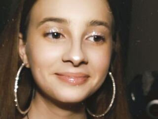 free nude live show ManieLaverne