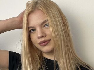 naked camgirl MariaTownsen