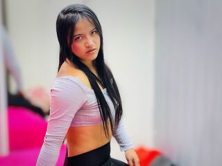 camgirl masturbating with sex toy MiaBriars