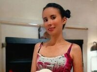 naked girl with cam fingering MiaKlein