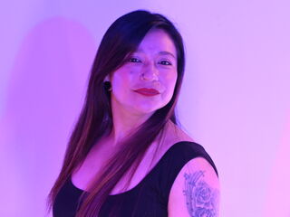 camgirl fingering shaved pussy MiaMonse