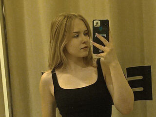 camgirl video chat room MolliMcDaniel