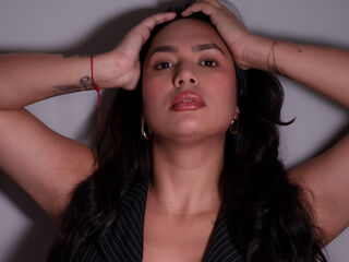 naked cam girl fingering pussy MoonIvanna