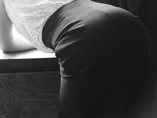 naked girl with webcam NadiaBlanc