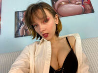 camgirl chat room NillieMills
