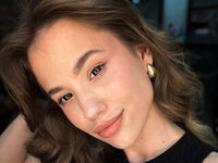 sexcam PearlyLominack