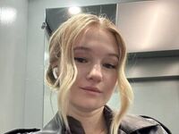 camwhore masturbating with dildo PortiaFukushima