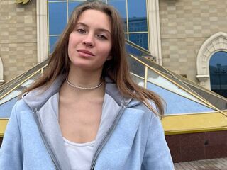 naughty camgirl fingering shaved pussy RebecaFerge
