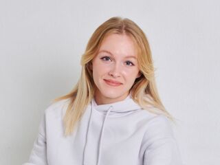 camwhore photo RhonaBrechtel