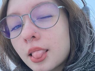 free nude cam RoxannRabenstein