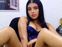 cam girl masturbating with vibrator SalomeJohnes