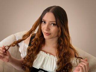 shaved pussy web cam SaraDrew