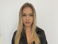 masturbating cam girl SelenaDepaoli