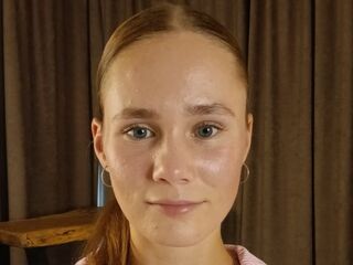naked webcamgirl SidneyGorenflo