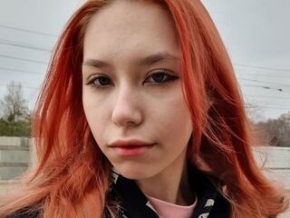 naked cam girl masturbating with sextoy SilvaBerneri
