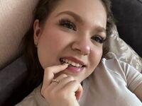 cam girl showing pussy SophieVale