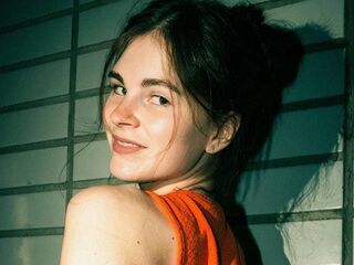 hot cam girl fingering shaved pussy TerryWatsone