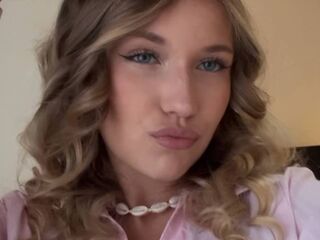 cam whore ThomasineKemery