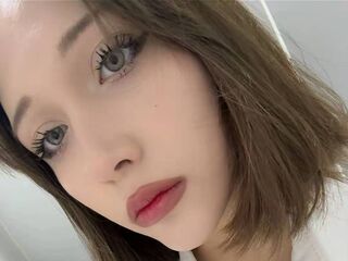 naked girl with webcam masturbating with dildo VanBobic