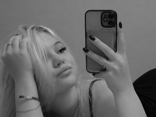 shaved pussy cam VerenaSchindler