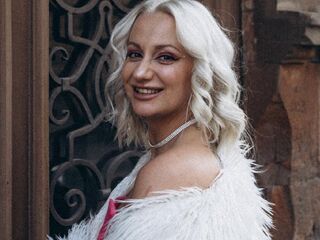 chat room WilsonAvery