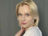 webcam strip tease show YerWhooley